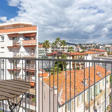 Lejlighed - Sweethome Spacious Flat - Balcon Nice