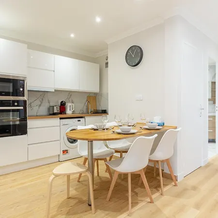- Sweethome Spacious Flat - Balcon Apartment Nice