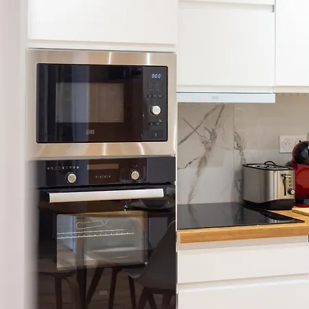 - Sweethome Spacious Flat - Balcon